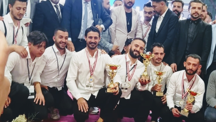 BEYEFENDİ ERKEK KUAFÖRÜ